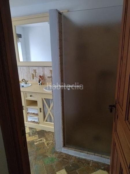 Foto ad89cf63-a5f2-4a19-9099-1abe7a63e074. Chalet villa en venta , 3 dormitorios. en Las Lomas Estepona