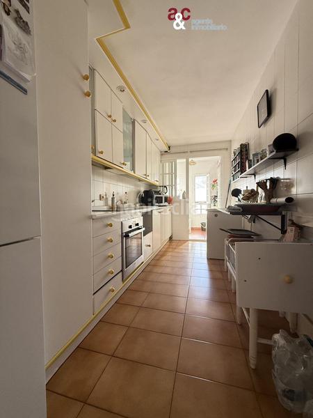 Foto 0d38235e-2757-41f9-8788-bb07e789a5be. Piso en el cid 14 piso en venta en Centro, 3 dormitorios. en Estepona