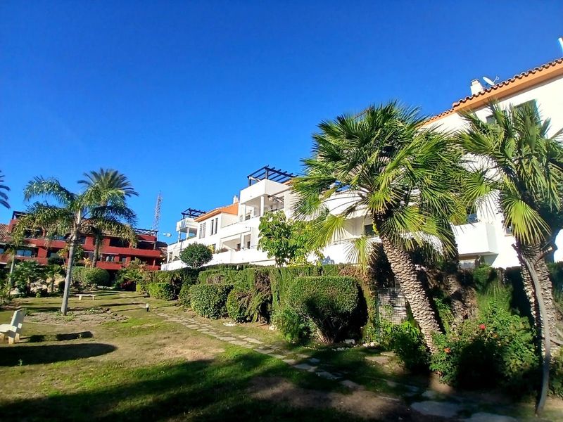 Foto ca233613-5ced-43c7-a833-a9c473e7d9f0. Apartament a del estanque 30 a Bel - Air Estepona