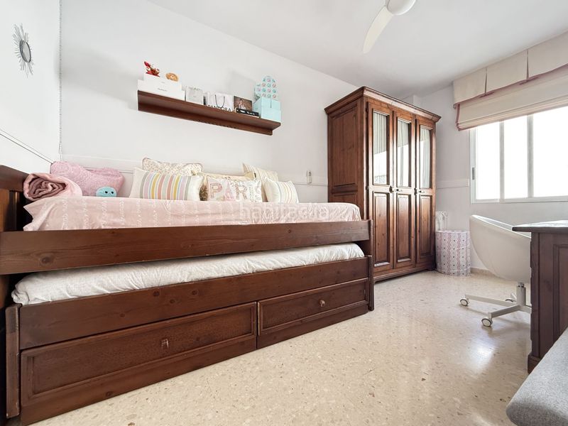 Foto aa17fe12-24f7-4f3a-844b-9fb62c485b3d. Àtic amb calefacció aparcament a Huerta Nueva Estepona