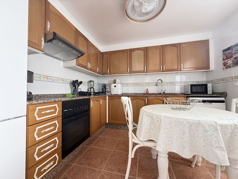Foto d48ed556-1e33-4ff9-9e93-a37e34378896. Àtic amb calefacció aparcament a Huerta Nueva Estepona