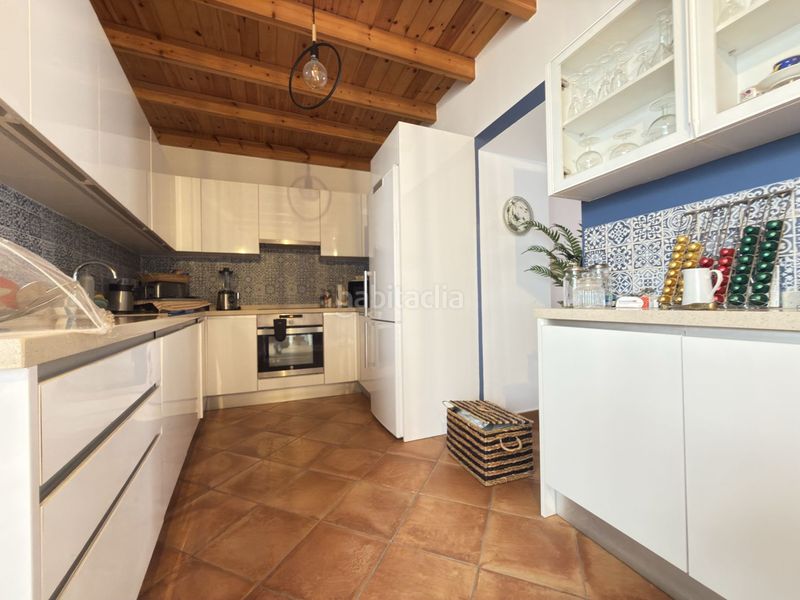 Foto da40246a-ff9b-41d6-a9a7-c8eb9bc092e5. Casa a torrejon 24 a Centro Estepona