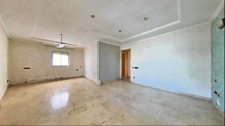 Etagenwohnung in De cervantes 75. Inversión potencial. vivienda ocupada. piso en c cervantes.