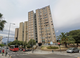 Etagenwohnung in De sant ildefons 5. Inversión potencial. vivienda ocupada. piso en venta av. sant il