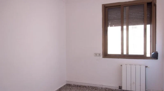 Pis a De la dàlia 6. Inversión potencial. vivienda ocupada. piso en venta en calle la