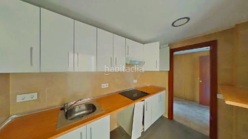 Foto 0961b802-97fe-43c9-a4f7-0dd606370456. Piso en de castellar del vallès 158 inversión potencial. vivienda ocupada. piso ocupado c castellar del vallés en Sabadell