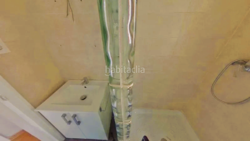 Foto 47b0cbcc-607c-47fa-ab05-c693ae1f9b01. Piso en de castellar del vallès 158 inversión potencial. vivienda ocupada. piso ocupado c castellar del vallés en Sabadell