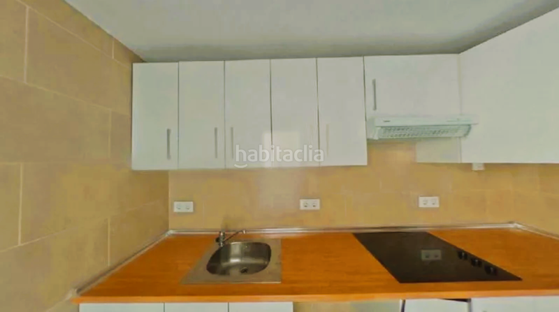 Foto 4e383f77-e776-450a-ae64-09998aa91a32. Piso en de castellar del vallès 158 inversión potencial. vivienda ocupada. piso ocupado c castellar del vallés en Sabadell