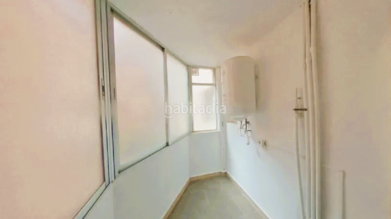 Foto d6cbb361-c593-4962-a5fc-3fce208ffb9d. Piso en de castellar del vallès 158 inversión potencial. vivienda ocupada. piso ocupado c castellar del vallés en Sabadell