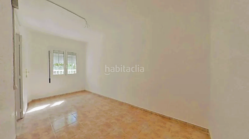 Foto 3f596ab3-40f9-45c6-990f-dbf2687a4eb6. Appartamento in de milans 23 in Centre Hospitalet de Llobregat (L´)