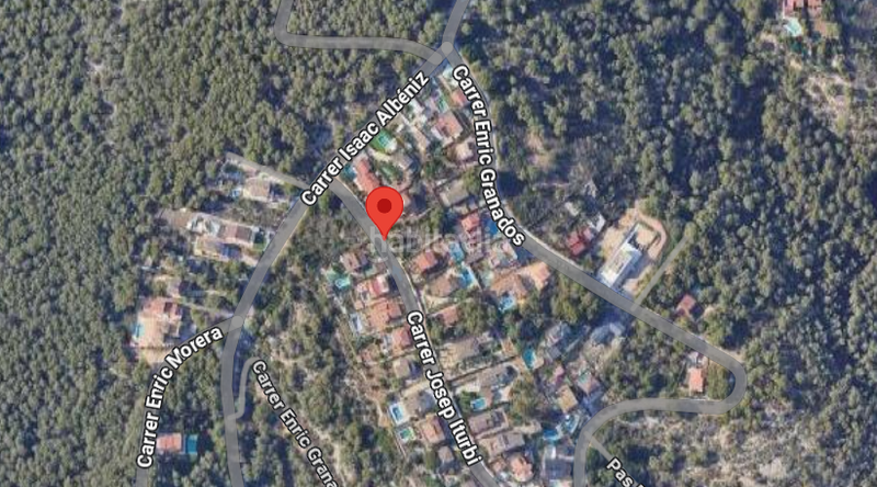 Foto 9616e930-9ca6-4dc1-a817-a861a2927d54. Chalet in josep iturbi 28 in Mas romeu Calafell