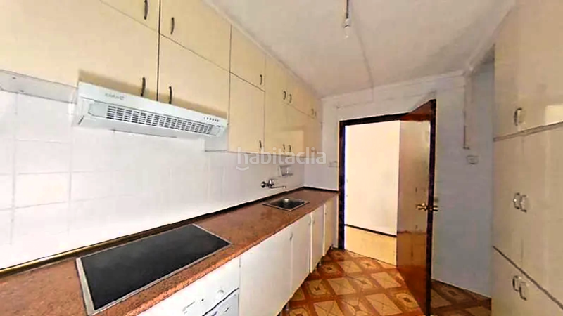 Foto 13f3fd73-9a97-472f-8fd2-1f2d4bc4bb1e. Piso en de juan ramon jiménez oportunidad de inversión. vivienda alquilada con contrato activo. c juan ramón jiménez. en Rubí