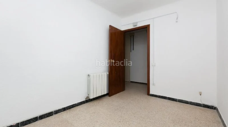 Foto dcc17b15-b0ad-4b91-ae78-a75b73d55437. Piso en de juan ramon jiménez oportunidad de inversión. vivienda alquilada con contrato activo. c juan ramón jiménez. en Rubí