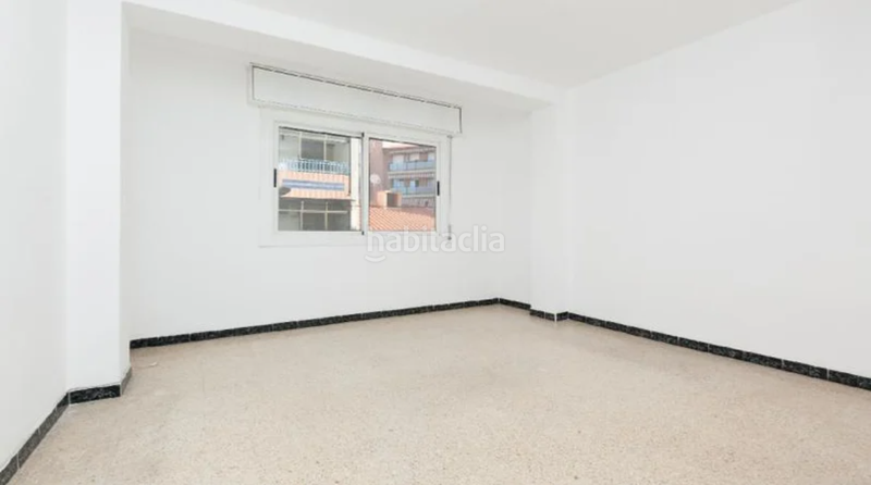 Foto f21e5254-54bd-4a34-ac00-11eaffdbe211. Piso en de juan ramon jiménez oportunidad de inversión. vivienda alquilada con contrato activo. c juan ramón jiménez. en Rubí