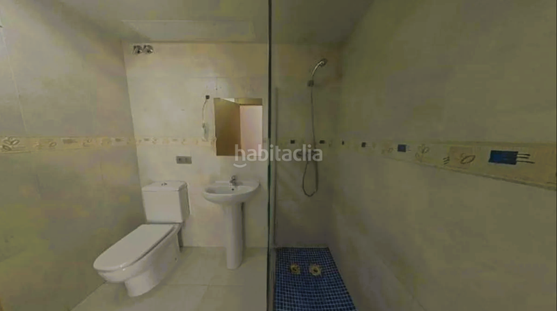 Foto fa865e12-405c-4a12-a3d0-35f801526354. Piso en de la cerdanya 13 oportunidad inversión, piso alquilado a la venta en c cerdanya 13 en Vendrell (El)