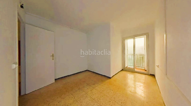 Foto 3d05273c-a190-4bf7-a7d7-c042574d28fd. Flat in del pla de fornells 67 in Roquetes Barcelona