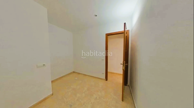 Foto 464bedb4-fb97-4778-8143-447fd0892ac1. Piso en dels ferrocarrils catalans 87 oportunidad inversores, piso alquilado a la venta en c ferrocarrils catalans en Barcelona