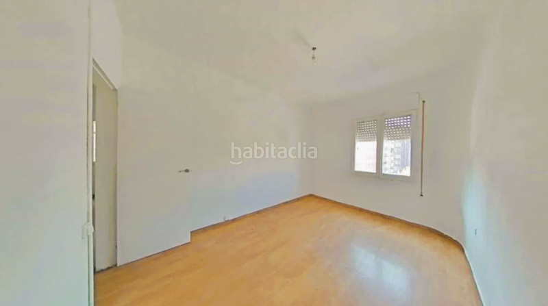 Foto 2df45f62-ace4-4d4a-aebb-f0133c9278b6. Pis a de salvador allende 12 a La Gavarra Cornellà de Llobregat