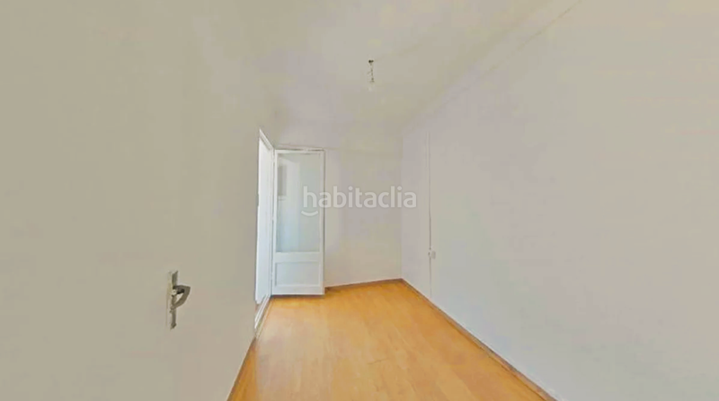 Foto 58cd4f95-e6d9-48da-977b-ead117a5ce9f. Pis a de salvador allende 12 a La Gavarra Cornellà de Llobregat