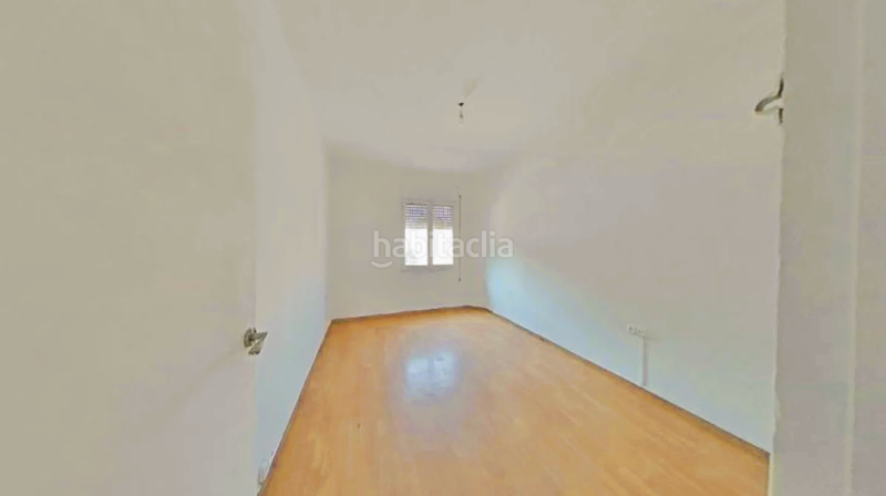 Foto 641e061c-f6c3-460b-b319-89a51207025e. Pis a de salvador allende 12 a La Gavarra Cornellà de Llobregat