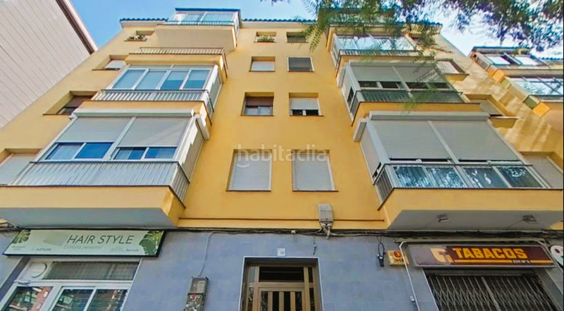 Foto f4015dfa-92aa-4b88-a73d-17ec9382b8b7. Pis a de salvador allende 12 a La Gavarra Cornellà de Llobregat