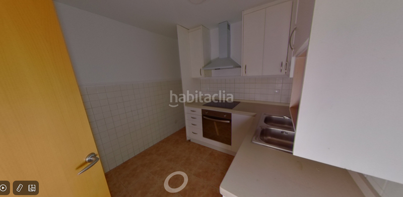 Foto bf5dea3f-706a-42e6-8d25-7e29f88f7d8c. Duplex dans de cornellà 4 dans Centre Esplugues de Llobregat