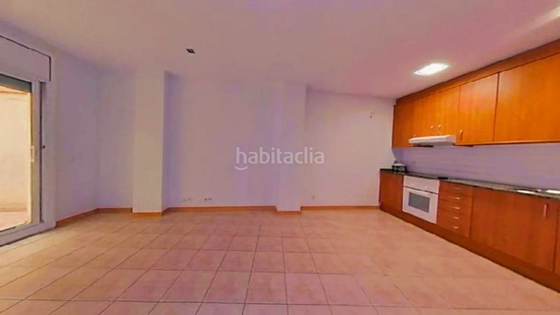 Foto cd0ce8da-f561-48e9-b8fc-0a5ac8e58d85. Pis a miró 22 a Cirera Mataró