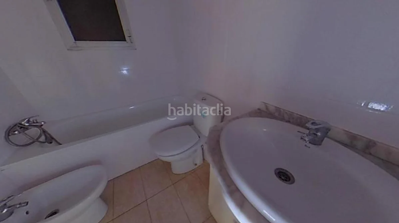 Foto 37c641b1-f861-4ee0-8d88-c557786604ea. Pis a ronda a casc antic - nou Cambrils Cambrils