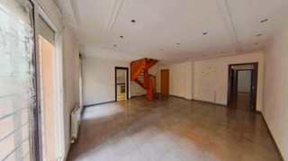 Duplex  Giralda 29. Vivienda okupada a la venta