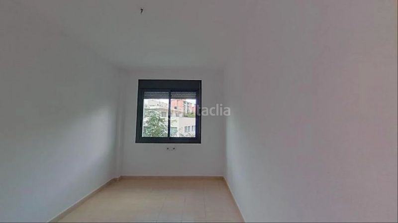 Foto 7d11af88-35f4-4e99-b215-a11b22db8995. Flat with heating parking in Polinyà