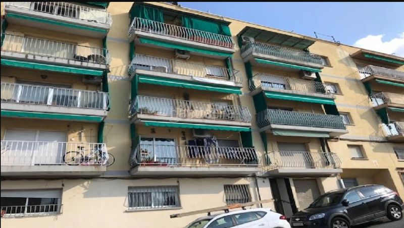 Foto 5907d29b-f47a-4964-872b-8ee8c95472c4. Appartamento in de maria auxiliadora 6 in Roc Blanc Terrassa