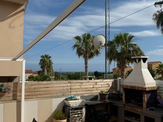 Chalet  De barcelona. Adosada en creixell