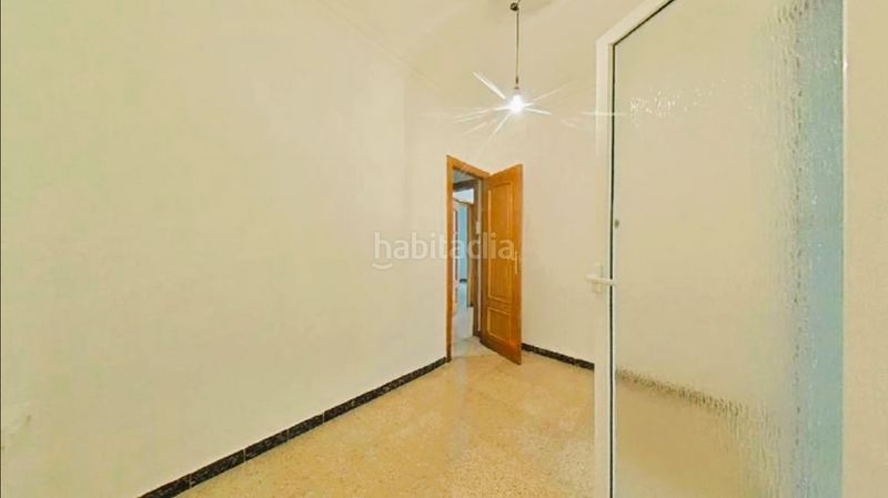 Foto c9e8452d-4e1a-4770-a8c8-56e2c4cd4037. Pis a de terrassa 450 a Can Rull Sabadell