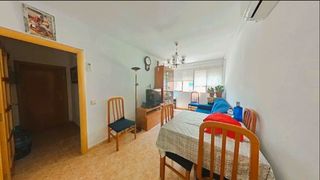 Etagenwohnung  Del freixe 11. Alquilado a la venta en cornellá