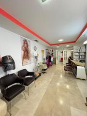 Local Comercial en Calle Feria