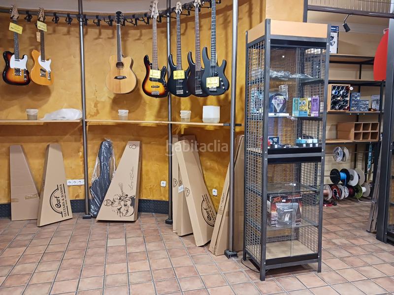 Foto fd3e307a-b230-4c01-8276-8e9f6295b258. Local comercial a El Perchel Ciudad Real