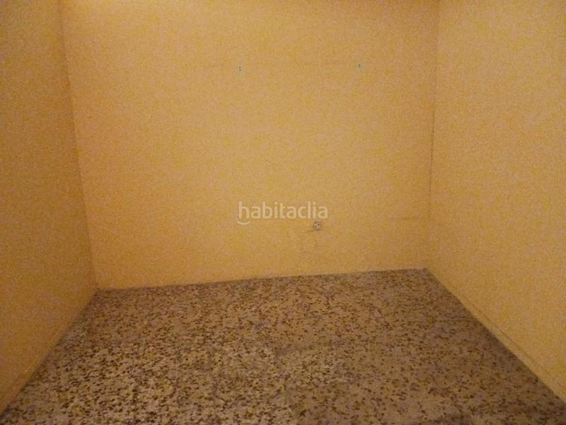 Foto f1c8a086-d30c-4f62-92d1-567e24fd8bab. Local comercial calle calatrava en El Perchel Ciudad Real