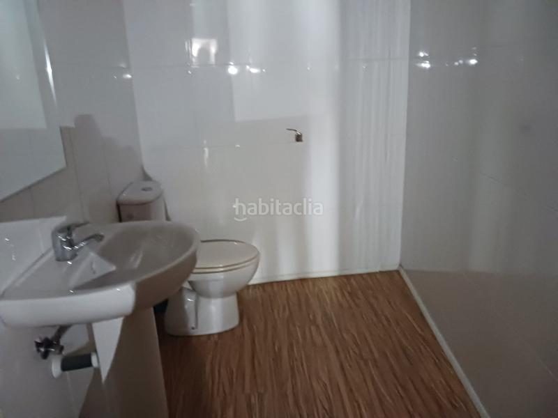 Foto ae2cb6f2-88b8-4b7a-a7e8-4f62c16e26cd. Lloguer local comercial a El Perchel Ciudad Real