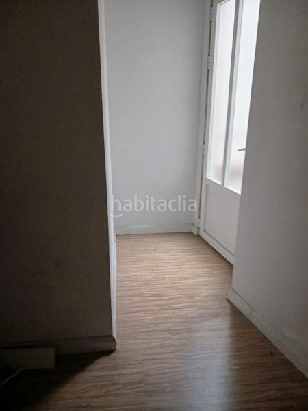 Foto ba3f92d0-a67b-485e-9fc4-32f5b92c4163. Location local commercial dans El Perchel Ciudad Real