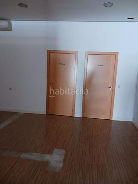 Foto 05aa72a9-c600-4dba-9034-b11bc263e540. Rent business premise in El Perchel Ciudad Real