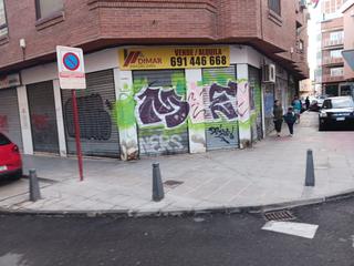 Locale commerciale  Calle huertos. Calle huertos