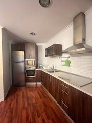 Pis a Calle del Lirio