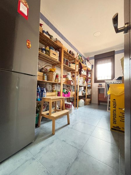 Foto ebaa5d3c-a2e3-4ea9-98ec-ae882dd19275. Casa a Ciudad Jardín Ciudad Real