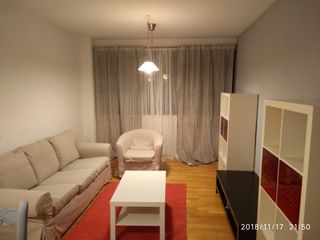 Rent Flat  Calle argamasilla de alba. Piso en la zona hospital