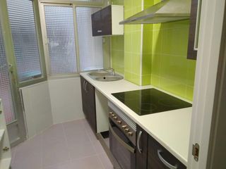 Location Appartement  Calle luz. Piso para estudiantes calle luz