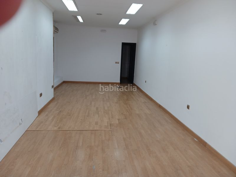 Foto 4f8f7fec-5459-4231-8205-d0588c1a2725. Local comercial a El Perchel Ciudad Real