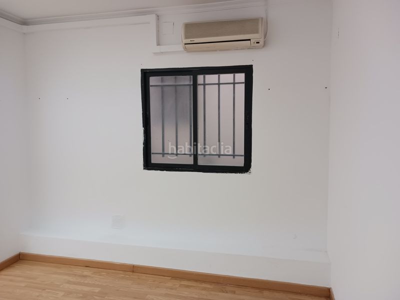 Foto febdb43d-a200-4d43-ba6c-564310ea8be8. Local comercial a El Perchel Ciudad Real