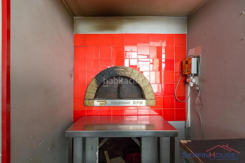 Foto 51770de7-0d3f-4eb4-8422-910666edf8dd. Local comercial en calle alfonso xii 18 incomparable local ! en Santoña