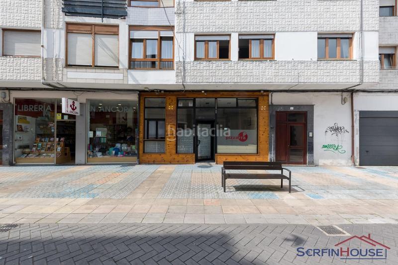 Foto bfbeedbc-069e-4902-b8ca-803e10af65fe. Local comercial en calle alfonso xii 18 incomparable local ! en Santoña