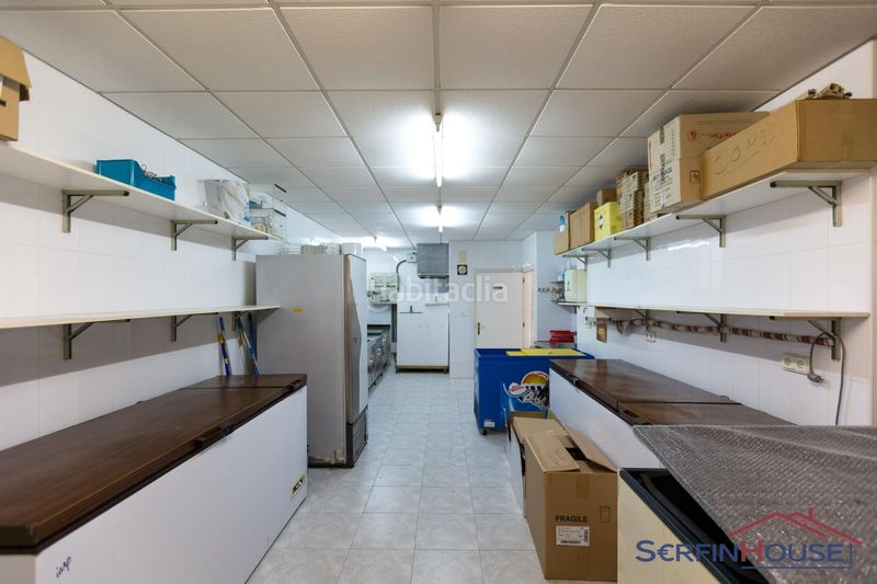 Foto 06a954e0-d986-4030-988f-7181db340592. Local comercial en avenida libertad 46 en Zona Playa Laredo